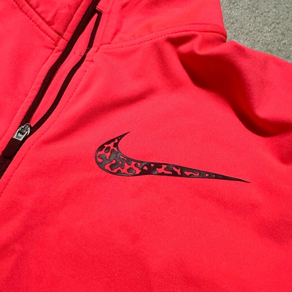 Nike running shirt - Picture 2 of 5